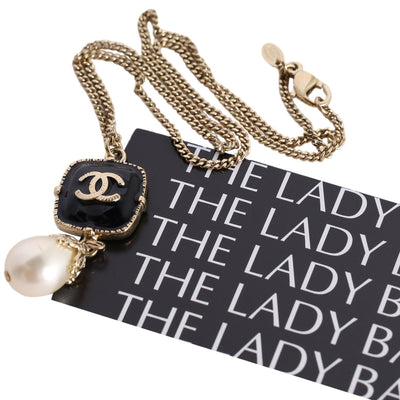 Pearl Enamel Necklace