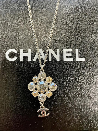 Rhinestone Silver Dangle Necklace (Authentic Pre-owned)